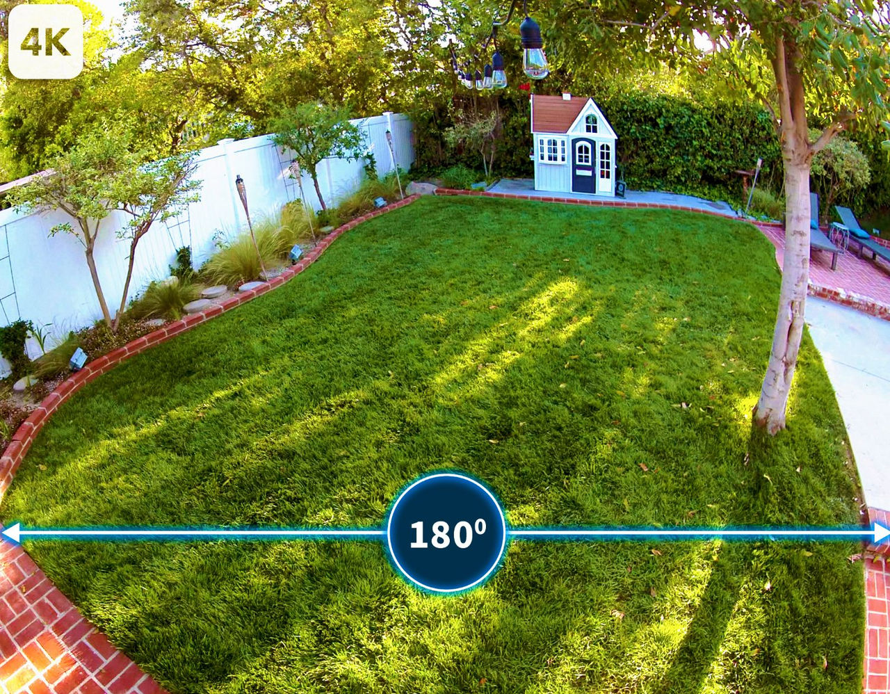 La vision d'un jardin avec une vue à 180° provenant de la caméra de sécurité